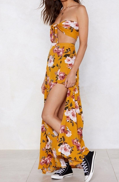 Nasty Gal long yellow maxi - Picture 9 of 11